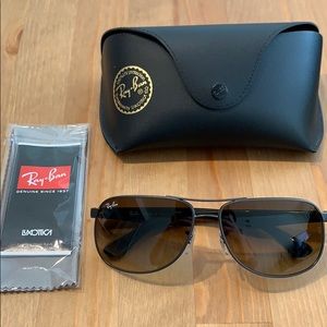 Ray Ban Women’s Aviator Sunglasses- Brand New!